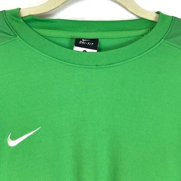 Nike Shirt Men's Medium Green Goalkeeper Soccer Jersey Dri Fit Striped Sports 30 - Picture 3 of 16